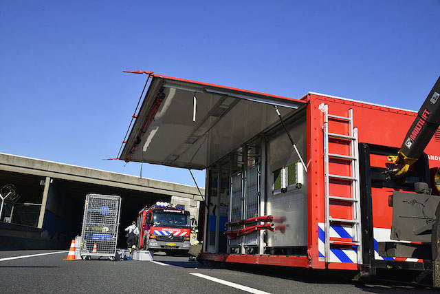 2017/70/20170327-16u04 GB 028 Brand Schipholtunnel.jpg